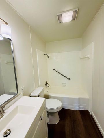 1302 Lamesa Avenue, Pasadena, TX 77506