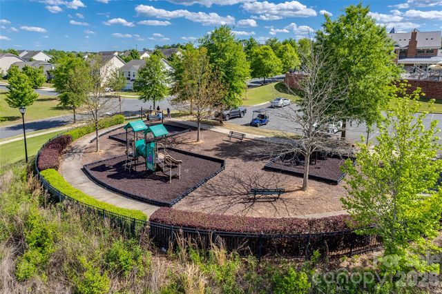 1227 Thomas Knapp Parkway, Fort Mill, SC 29715