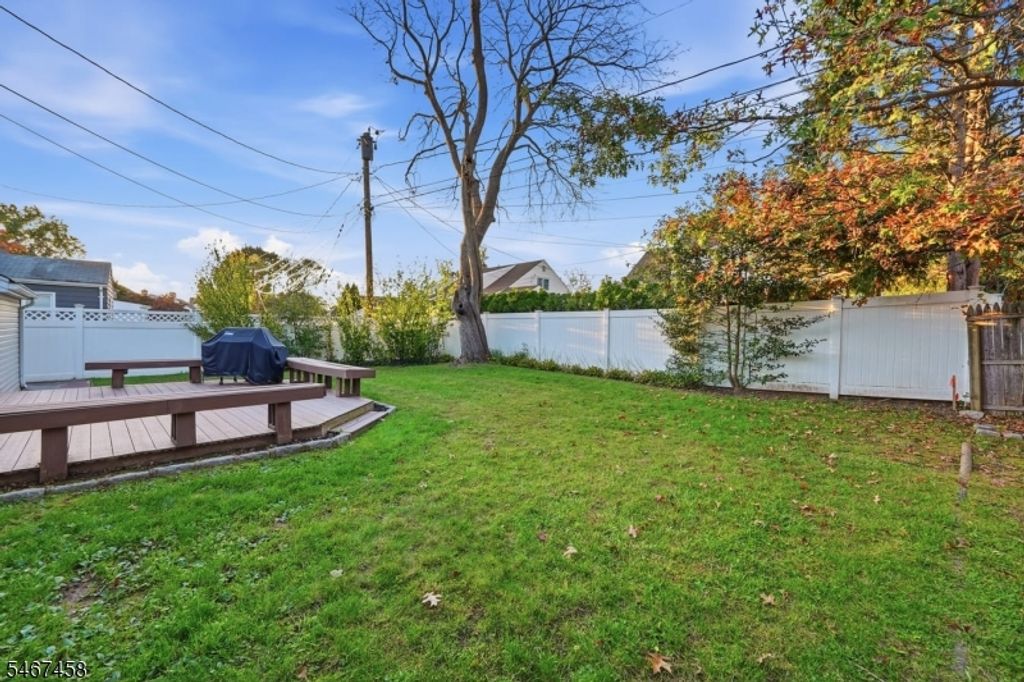 1841 Quaker Way, Union Twp., NJ 07083 — photo 4