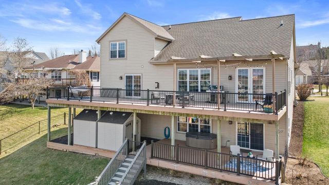 1604 Auburn COURT, Waukesha, WI 53189