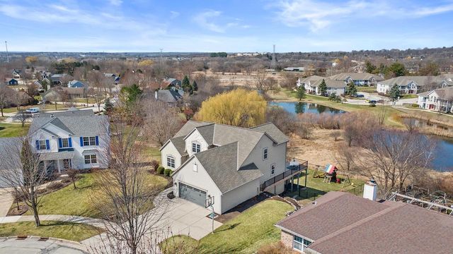 1604 Auburn COURT, Waukesha, WI 53189