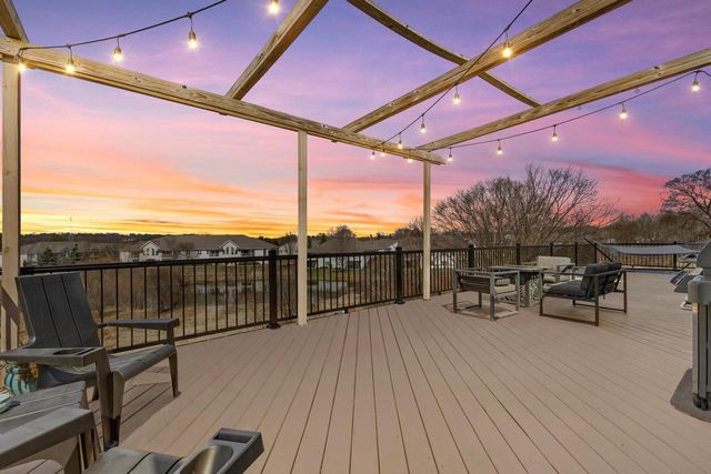 1604 Auburn COURT, Waukesha, WI 53189