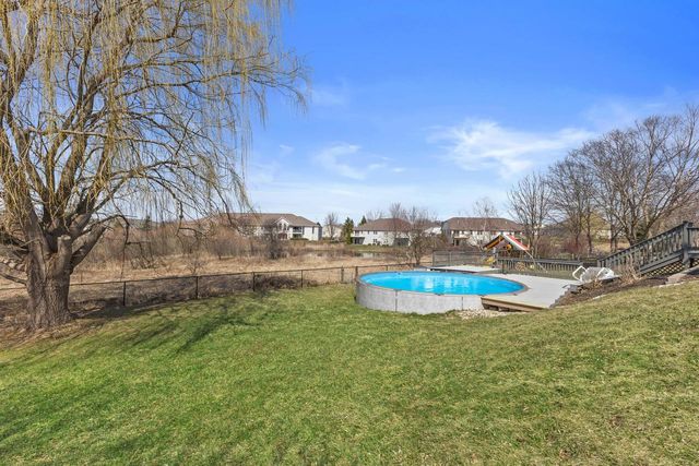 1604 Auburn COURT, Waukesha, WI 53189