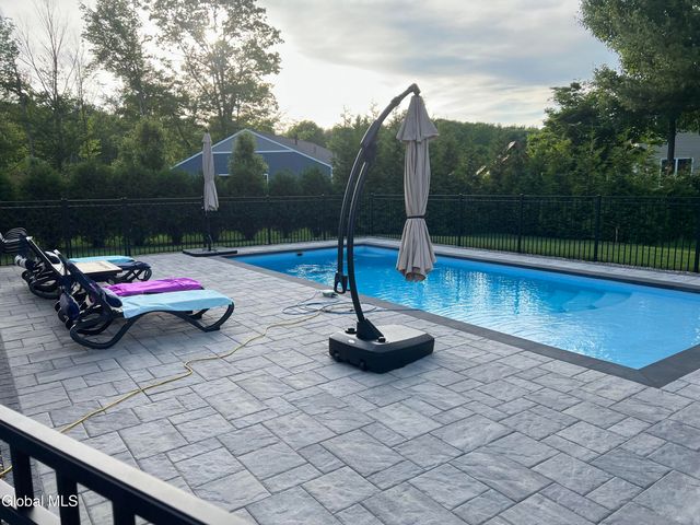 32A Linden Park Drive, Clifton Park, NY 12065