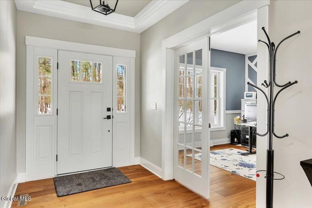 32A Linden Park Drive, Clifton Park, NY 12065