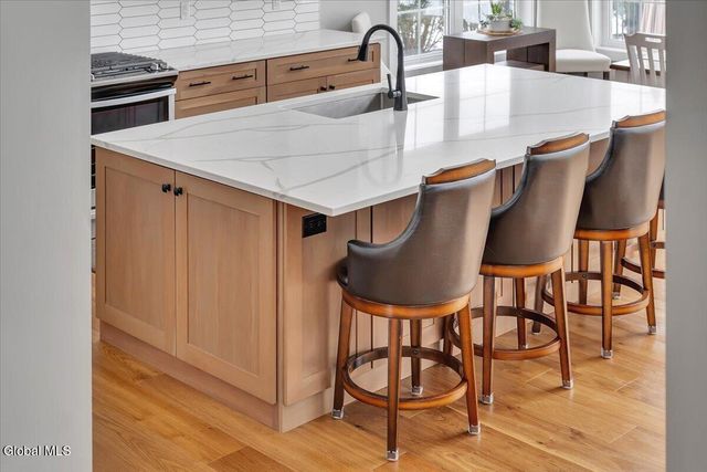 32A Linden Park Drive, Clifton Park, NY 12065