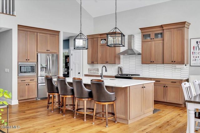 32A Linden Park Drive, Clifton Park, NY 12065