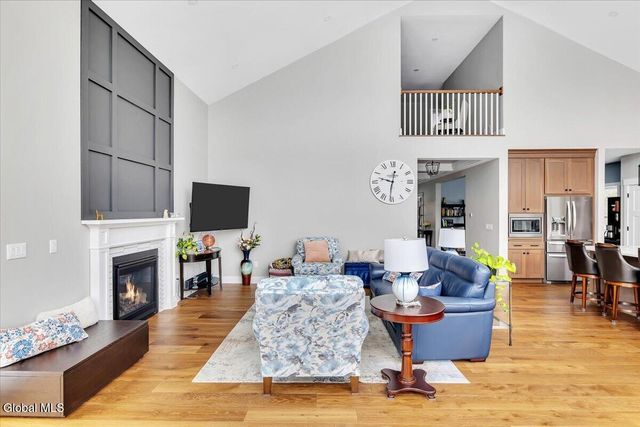 32A Linden Park Drive, Clifton Park, NY 12065