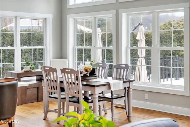 32A Linden Park Drive, Clifton Park, NY 12065