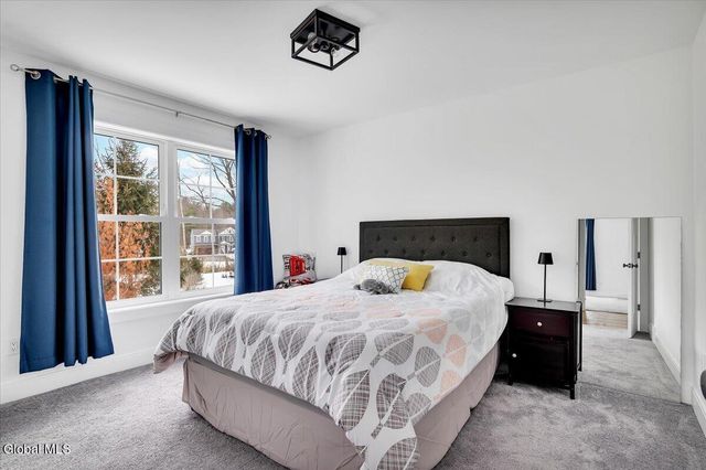 32A Linden Park Drive, Clifton Park, NY 12065