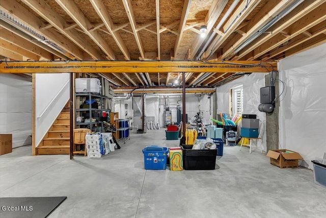 32A Linden Park Drive, Clifton Park, NY 12065