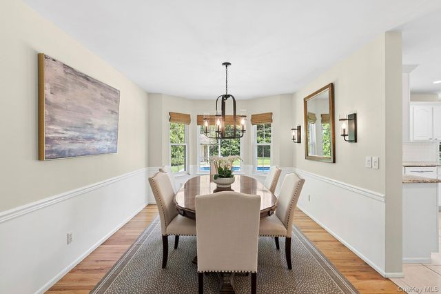 15 Rosebriar Lane, East Quogue, NY 11942