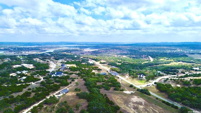1712 Demi John Bend, Canyon Lake, TX 78133