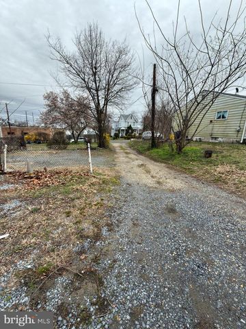 7418 RIVER RD, Pennsauken, NJ 08110