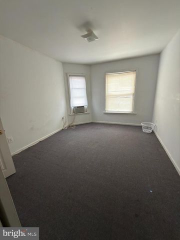 7418 RIVER RD, Pennsauken, NJ 08110