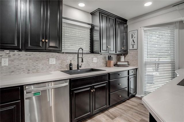 23210 Old Cyclone School Road, Lee's Summit, MO 64064