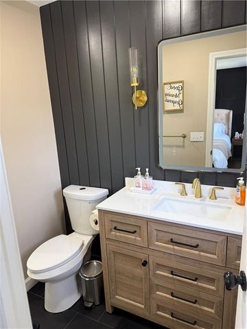 23210 Old Cyclone School Road, Lee's Summit, MO 64064