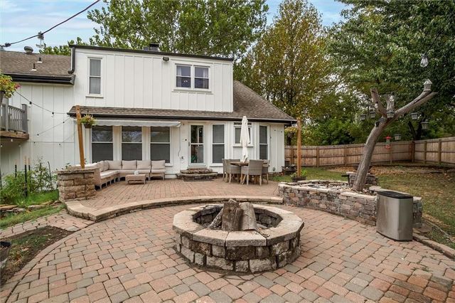 23210 Old Cyclone School Road, Lee's Summit, MO 64064