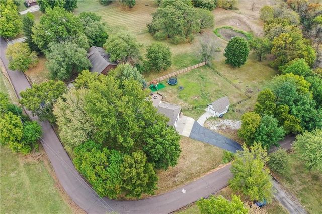 23210 Old Cyclone School Road, Lee's Summit, MO 64064