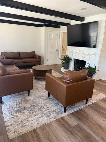 23210 Old Cyclone School Road, Lee's Summit, MO 64064