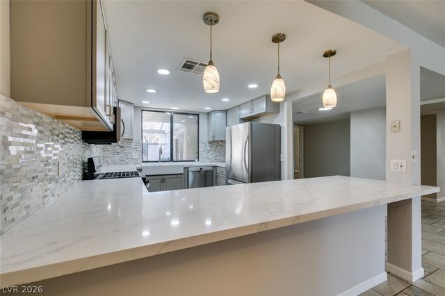 2486 Sabado Street, Las Vegas, NV 89121