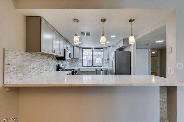 2486 Sabado Street, Las Vegas, NV 89121