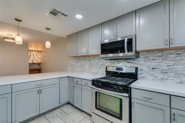 2486 Sabado Street, Las Vegas, NV 89121