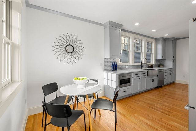 23 Ward St, Woburn, MA 01801