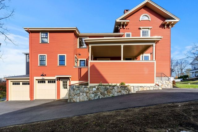 23 Ward St, Woburn, MA 01801