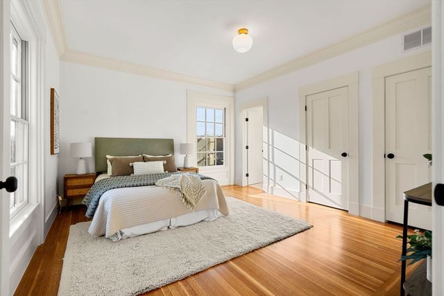 23 Ward St, Woburn, MA 01801