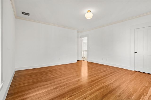 23 Ward St, Woburn, MA 01801