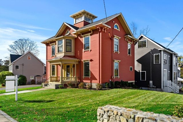 23 Ward St, Woburn, MA 01801