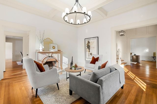 23 Ward St, Woburn, MA 01801