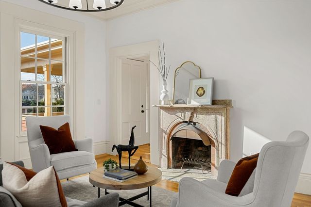 23 Ward St, Woburn, MA 01801