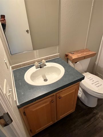 6865 CR 3700, Athens, TX 75751