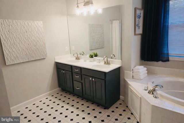 8789 COTTONGRASS ST, Waldorf, MD 20603