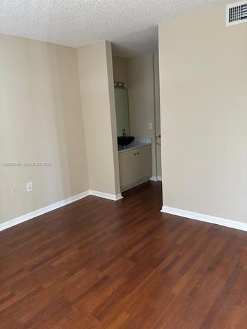 7200 NW 179th Street 310, Hialeah, FL 33015