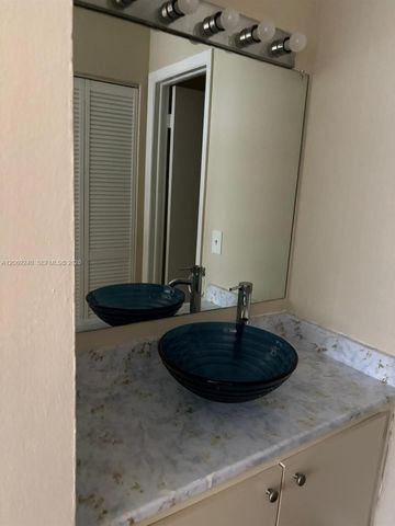 7200 NW 179th Street 310, Hialeah, FL 33015