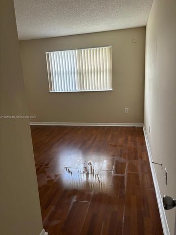7200 NW 179th Street 310, Hialeah, FL 33015
