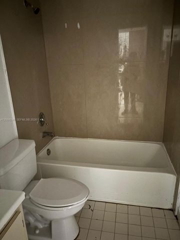 7200 NW 179th Street 310, Hialeah, FL 33015