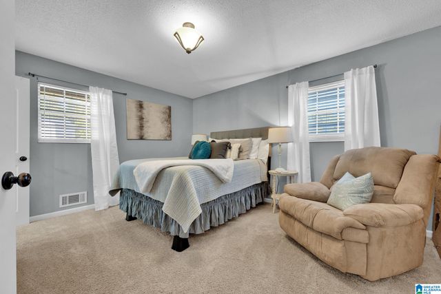 2772 BRENDA CIRCLE, Gardendale, AL 35071