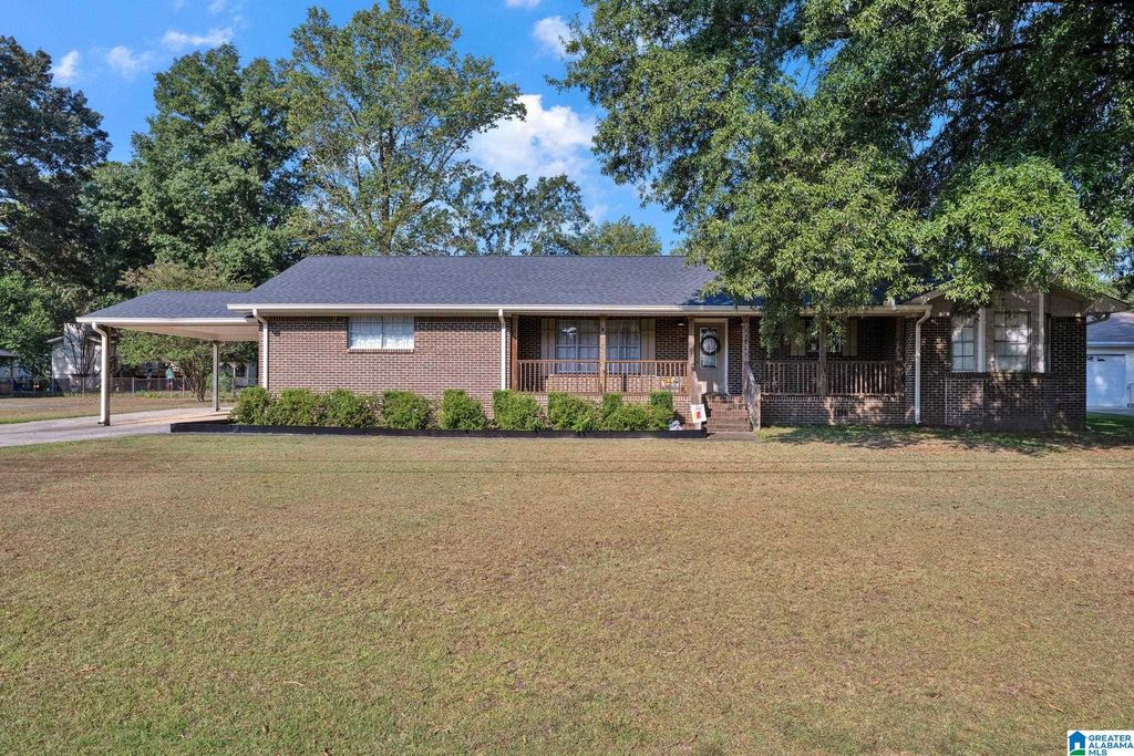 2772 BRENDA CIRCLE, Gardendale, AL 35071