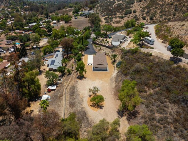 11710 Oak Creek Dr, Lakeside, CA 92040