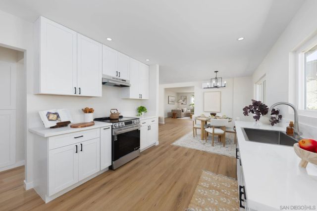 11710 Oak Creek Dr, Lakeside, CA 92040