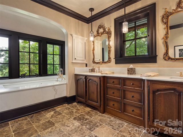 1929 Tree View Trail, Arden, NC 28704