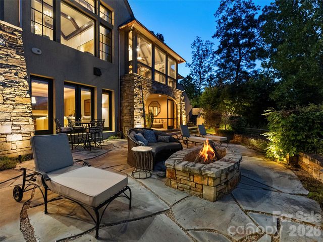 1929 Tree View Trail, Arden, NC 28704