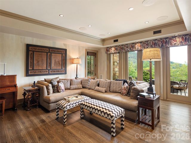 1929 Tree View Trail, Arden, NC 28704