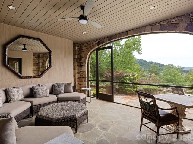 1929 Tree View Trail, Arden, NC 28704