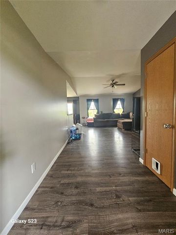 201 Whitetail Crossing Drive, Troy, MO 63379