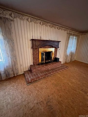 211 W Wilbur D Mills, Kensett, AR 72082